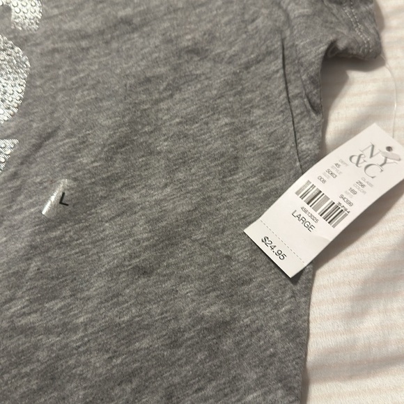 NWT grey and rhinestone T-Shirt - Picture 2 of 3